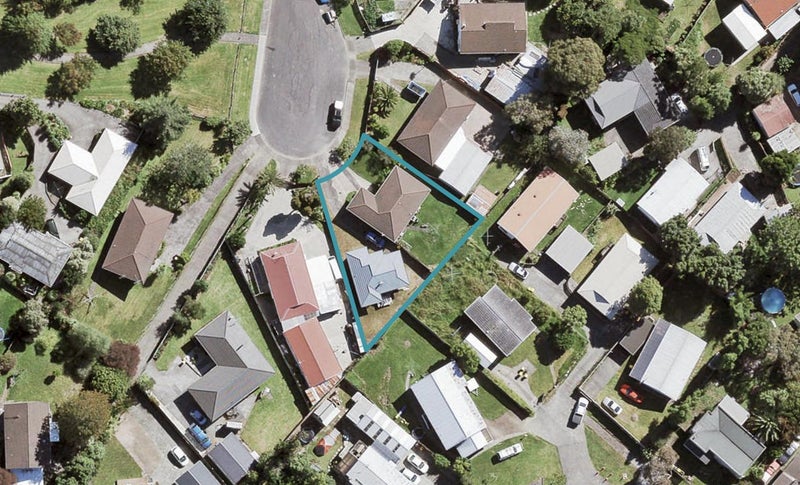10 Andelko Place, Henderson, Auckland - Carousel 1