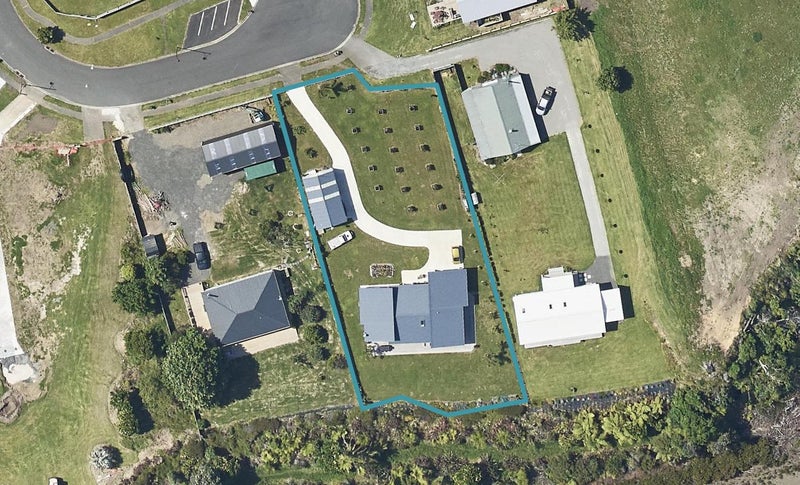24 Sandleigh Drive, Athenree, Katikati - Carousel 1