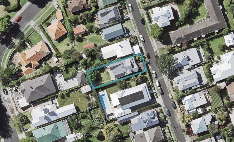 17 Cambria Road, Devonport, Auckland - Carousel 1