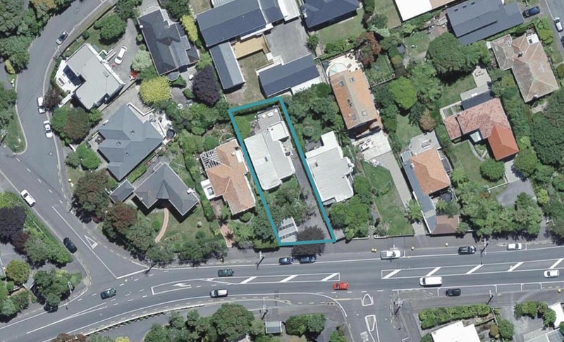 118 Karori Road, Karori, Wellington - Carousel 1