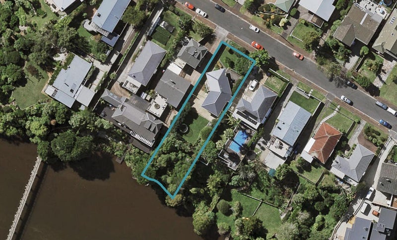 16 MacPherson Street, Meadowbank, Auckland - Carousel 1