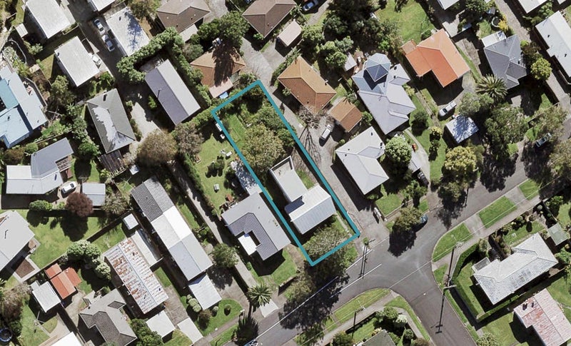 56 Eastdale Road, Avondale, Auckland - Carousel 1