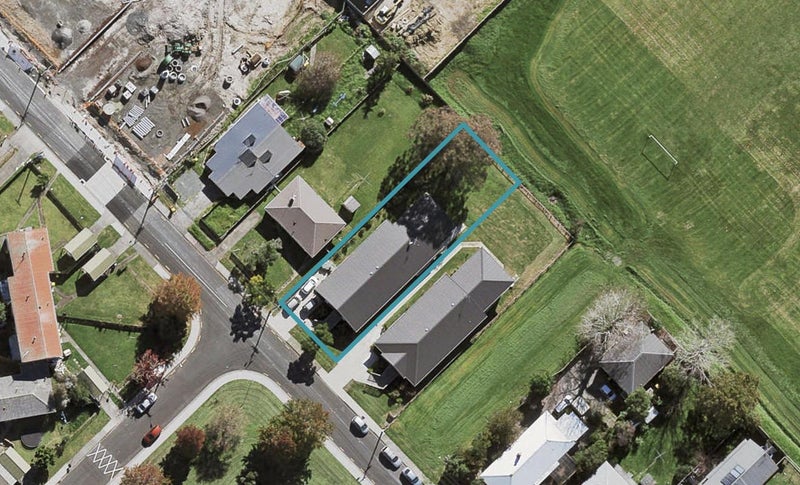 56 Tonar Street, Northcote, Auckland - Carousel 1