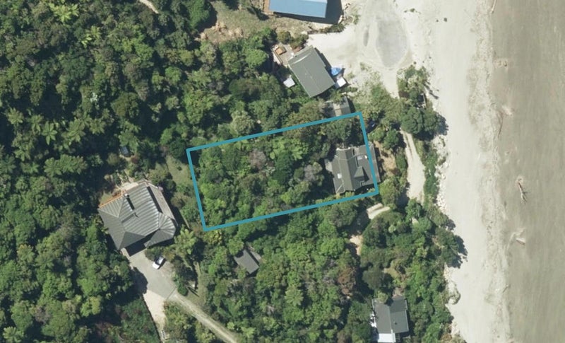78 Beach Road, Collingwood - Carousel 1