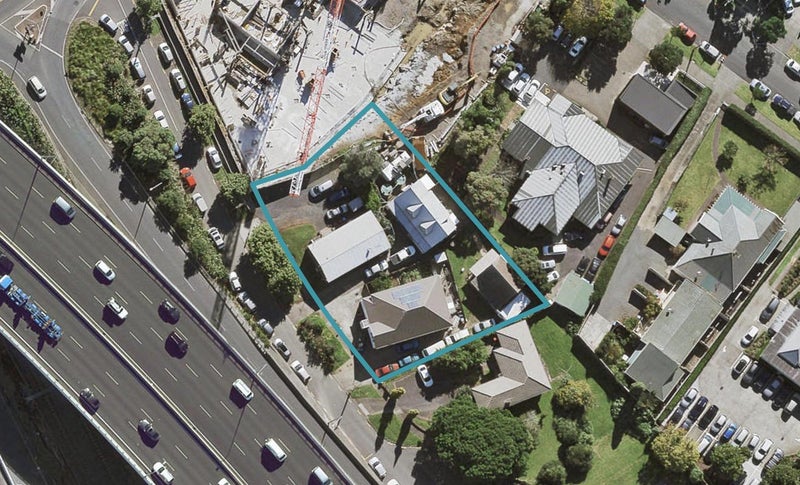 4A Robert Hall Avenue, Remuera, Auckland - Carousel 1