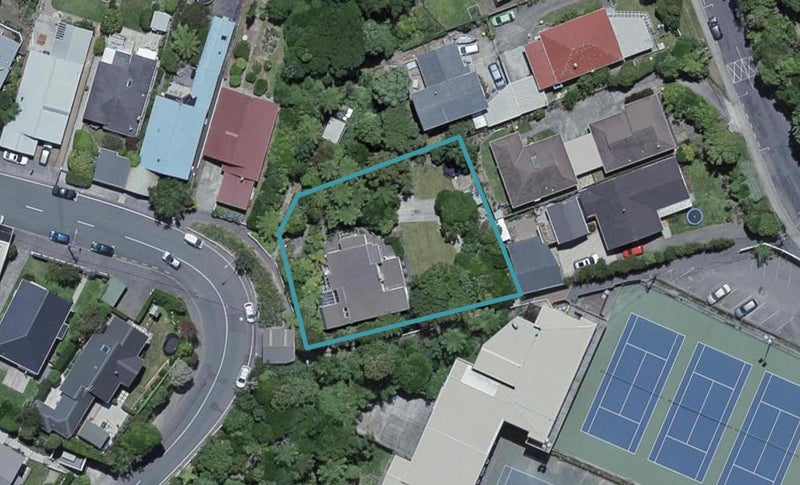 15 Cashmere Avenue, Khandallah, Wellington - Carousel 1