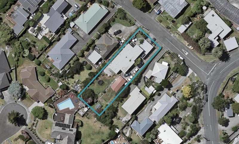14 Sweetman Avenue, Paraparaumu Beach, Paraparaumu - Carousel 1