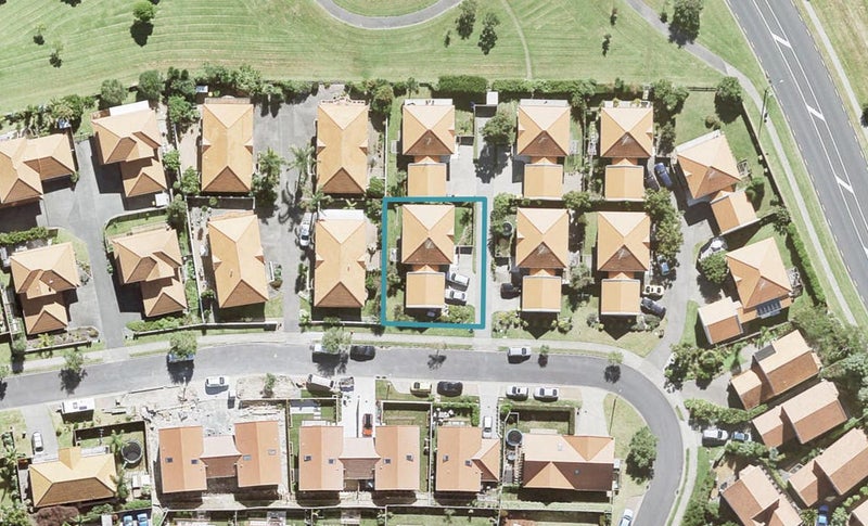 22 Parkwood Crescent, Gulf Harbour, Whangaparaoa - Carousel 1