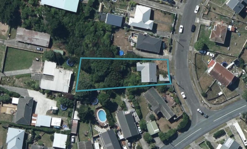 82 Owhiti Street, Titahi Bay, Porirua - Carousel 1