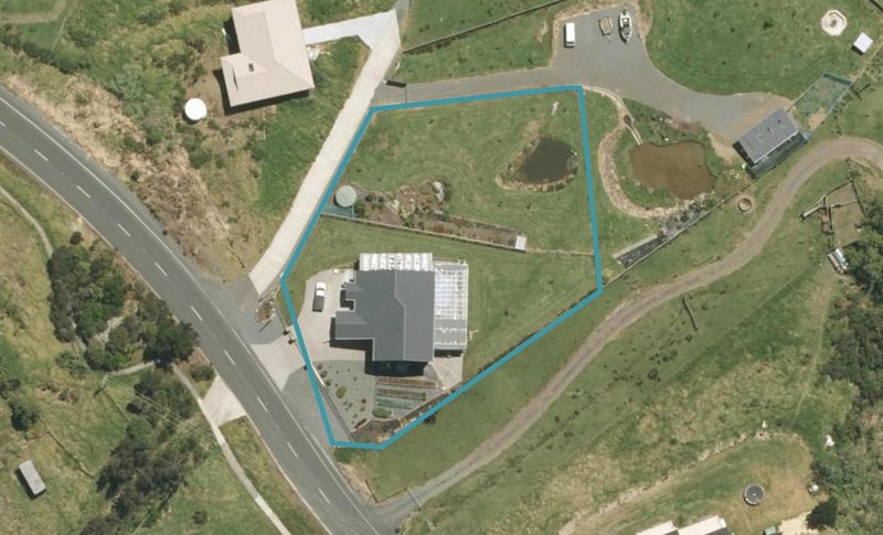 2127 Whangarei Heads Road, Whangarei - Carousel 1