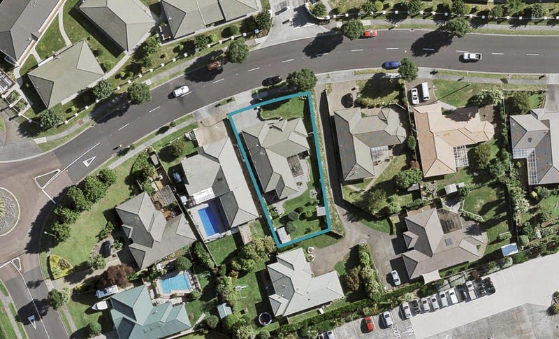 20 Longford Park Drive, Takanini, Auckland - Carousel 1