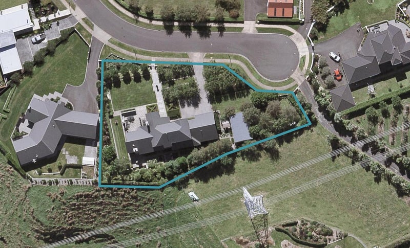 66 Shelter Grove, Frankleigh Park, New Plymouth - Carousel 1