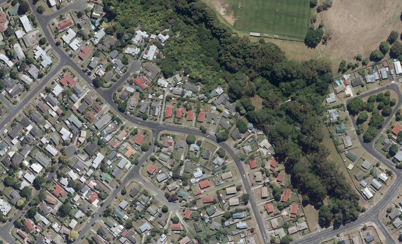 55 Winstone Avenue, Chartwell, Hamilton - Carousel 1