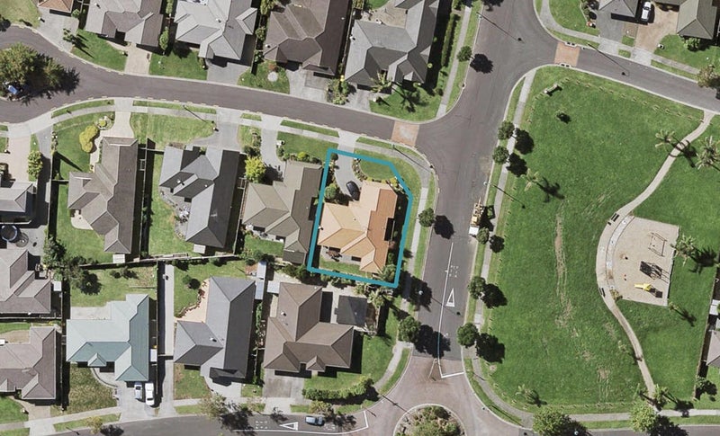 2 Coleraine Place, East Tamaki, Auckland - Carousel 1