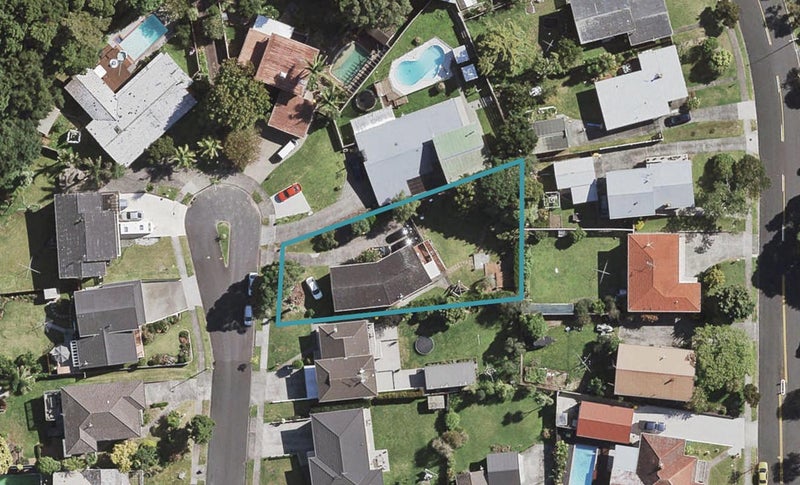 7 Iorangi Place, Hillpark, Auckland - Carousel 1