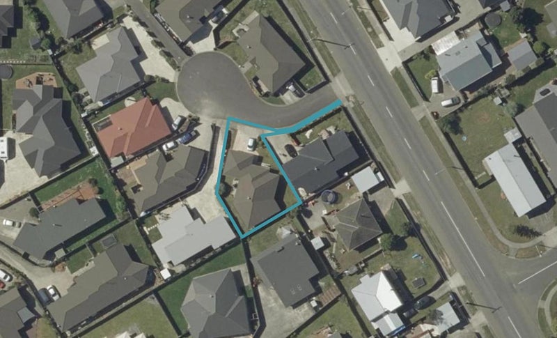 3 Angelina Way, Kelvin Grove, Palmerston North - Carousel 1