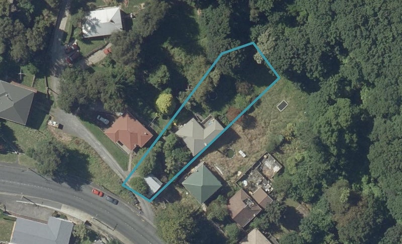 53 Glen Road, Mornington, Dunedin - Carousel 1