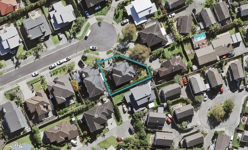 13 Oak View Terrace, Schnapper Rock, Auckland - Carousel 1