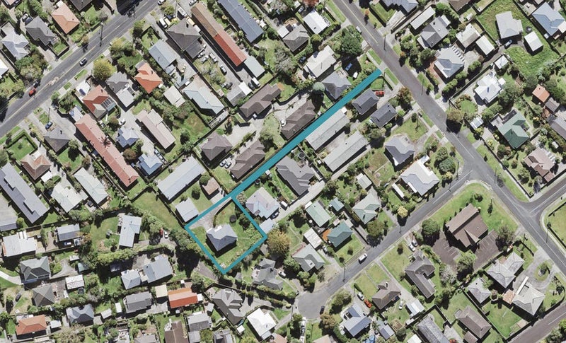 61 Willerton Avenue, New Lynn, Auckland - Carousel 1