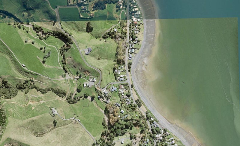 1849 East Coast Road, WHAKATIWAI, MIRANDA - Carousel 1