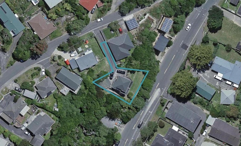 68 Bassett Road, Johnsonville, Wellington - Carousel 1