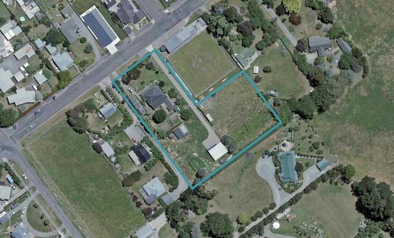 122A Regent Street, Martinborough, Martinborough - Carousel 1
