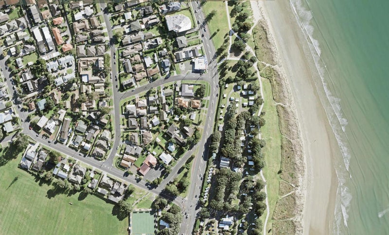 220 Hibiscus Coast Highway, Orewa, Orewa - Carousel 1