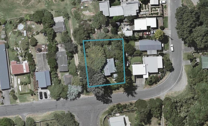 33 Jeep Road, Raumati South, Paraparaumu - Carousel 1