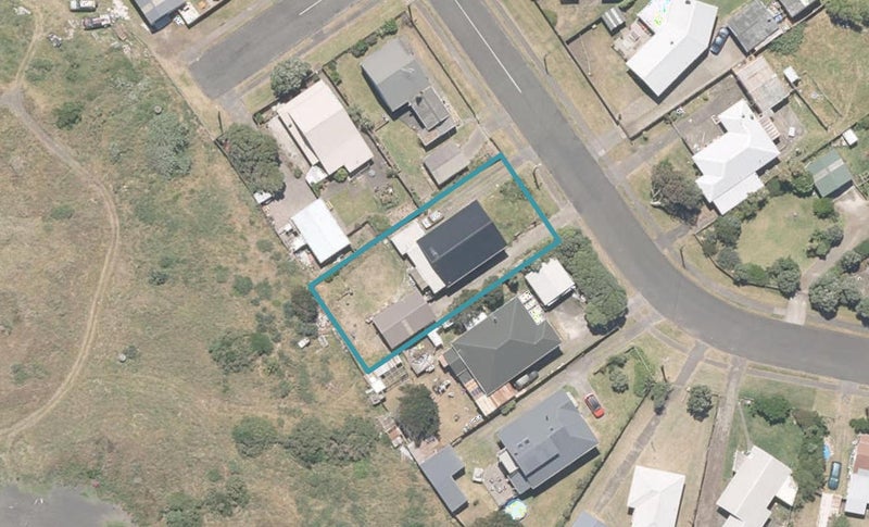 25 Ashton Terrace, Castlecliff, Whanganui - Carousel 1