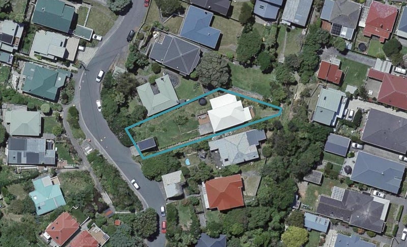 21 Freeling Street, Island Bay, Wellington - Carousel 1