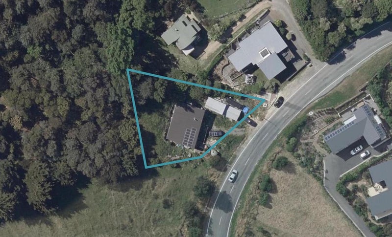 100 Governors Bay Road, Cass Bay, Lyttelton - Carousel 1