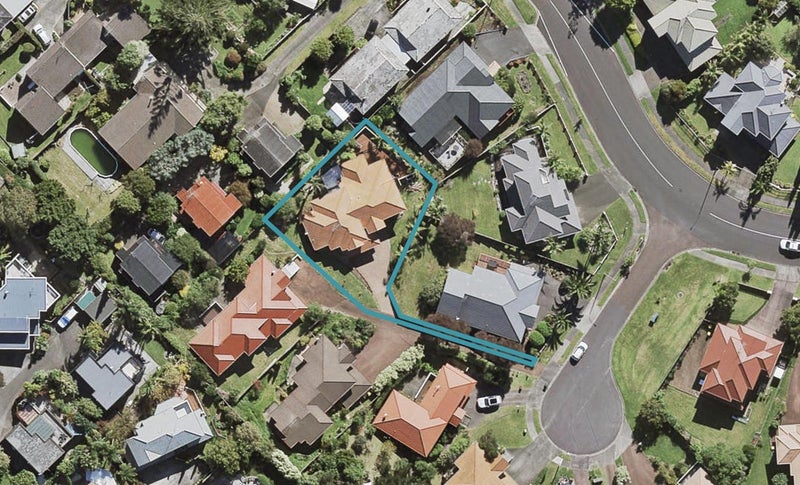 5 Alice Place, Hillcrest, Auckland - Carousel 1