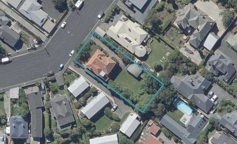 11 Prestwick Street, Maori Hill, Dunedin - Carousel 1