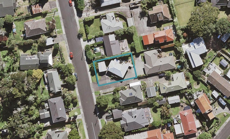 47 Roseberry Avenue, Birkenhead, Auckland - Carousel 1