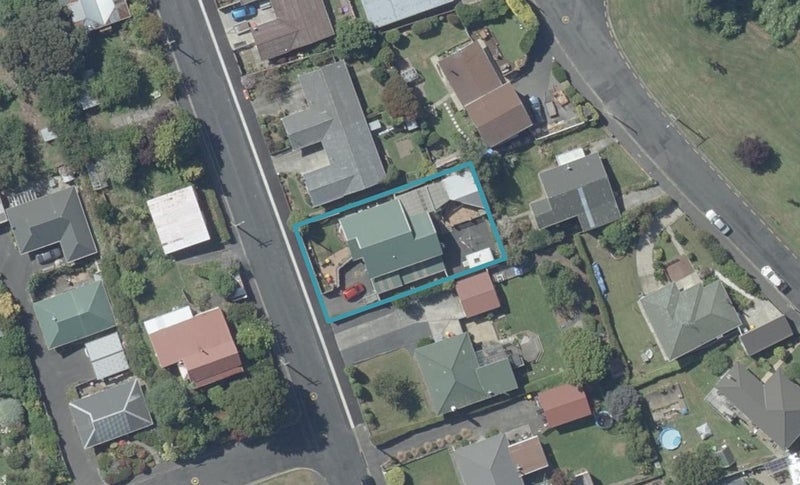 11 Dall Street, Abbotsford, Dunedin - Carousel 1
