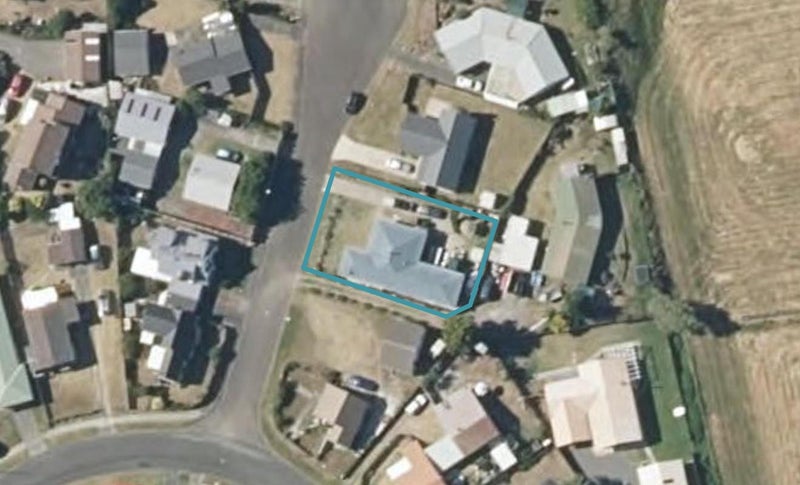3 Low Avenue, Foxton Beach, Foxton - Carousel 1