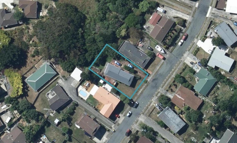 9 Rothwell Street, Titahi Bay, Porirua - Carousel 1