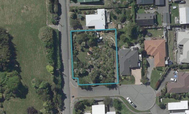 19 Avoca Valley Road, Heathcote Valley, Christchurch - Carousel 1