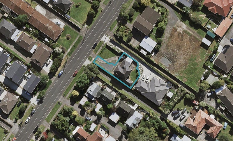 75 Birdwood Avenue, Papatoetoe, Auckland - Carousel 1