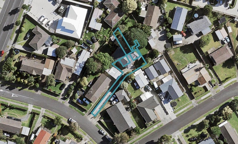 3/10 Becker Drive, Weymouth, Auckland - Carousel 1