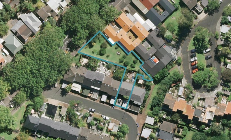 17 Grattan Place, Freemans Bay, Auckland - Carousel 1