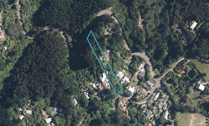 12 Avro Road, Blue Mountains, Upper Hutt - Carousel 1