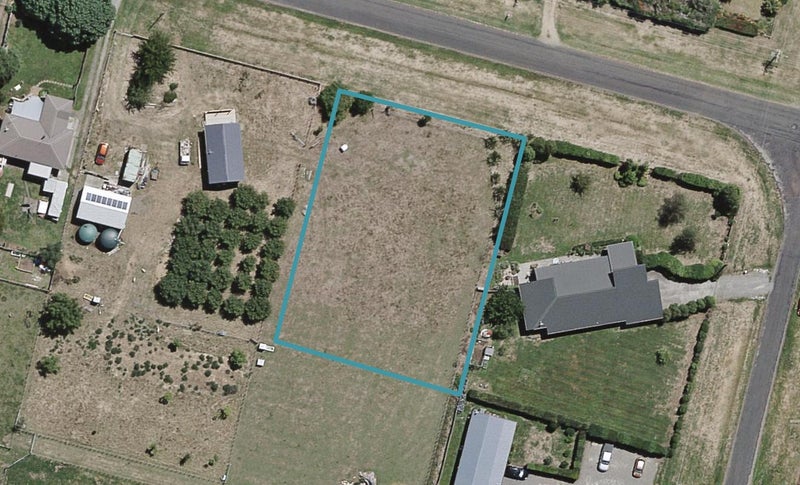 51 Owen Street, Waipawa - Carousel 1