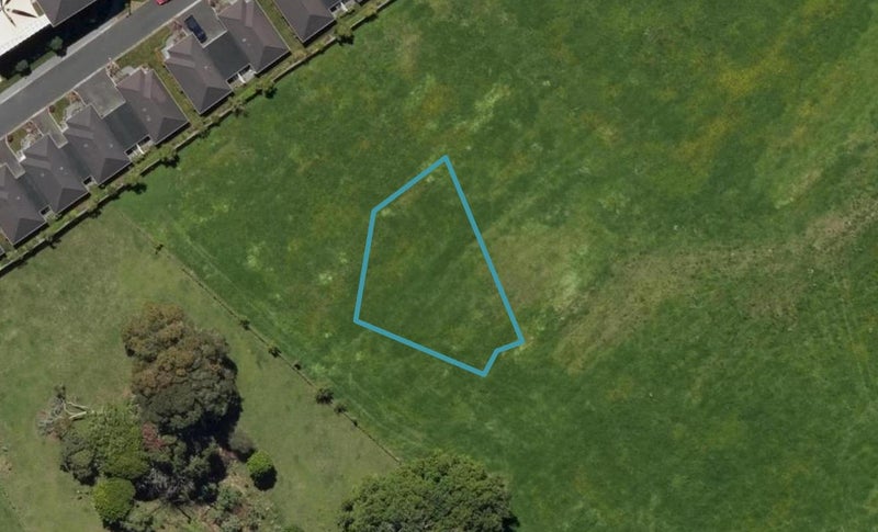 2 Rosewood Lane, TE KAMO - Carousel 1