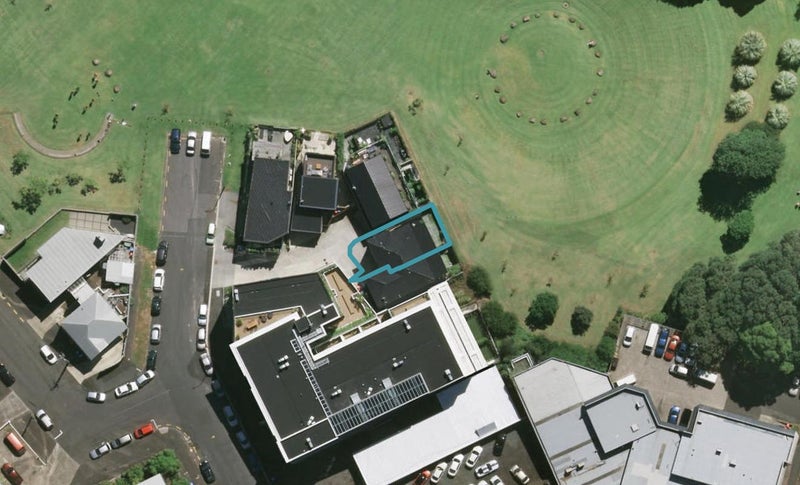 19B Rendall Place, Eden Terrace, Auckland - Carousel 1