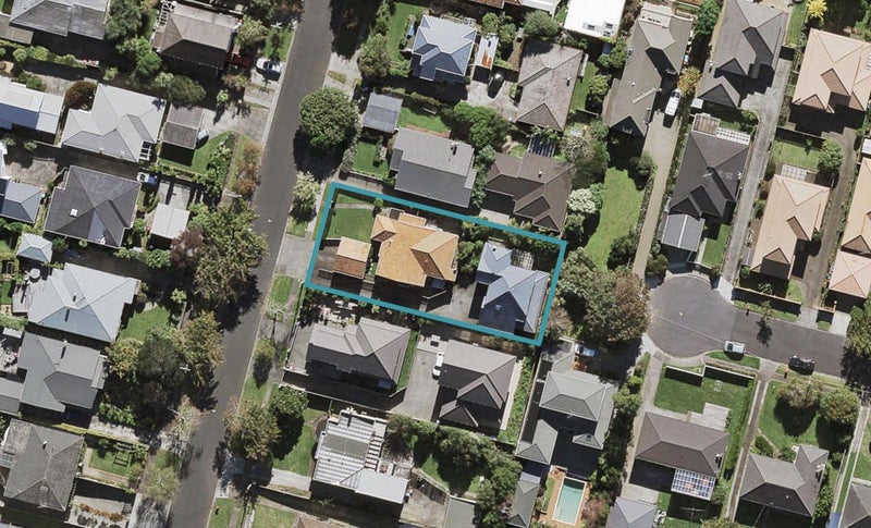 10A Peet Avenue, Royal Oak, Auckland - Carousel 1