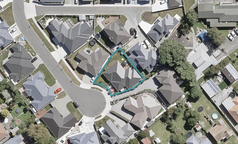 23 Macdiarmid Place, Waiwhetu, Lower Hutt - Carousel 1