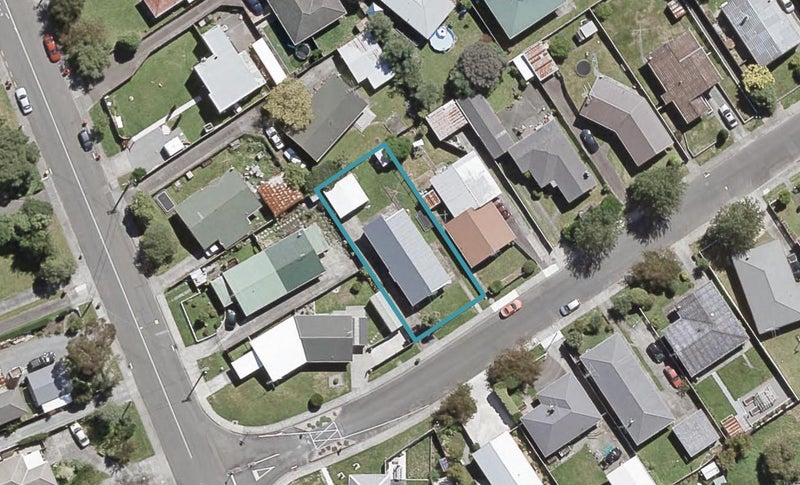 3 Oregon Drive, Maoribank, Upper Hutt - Carousel 1