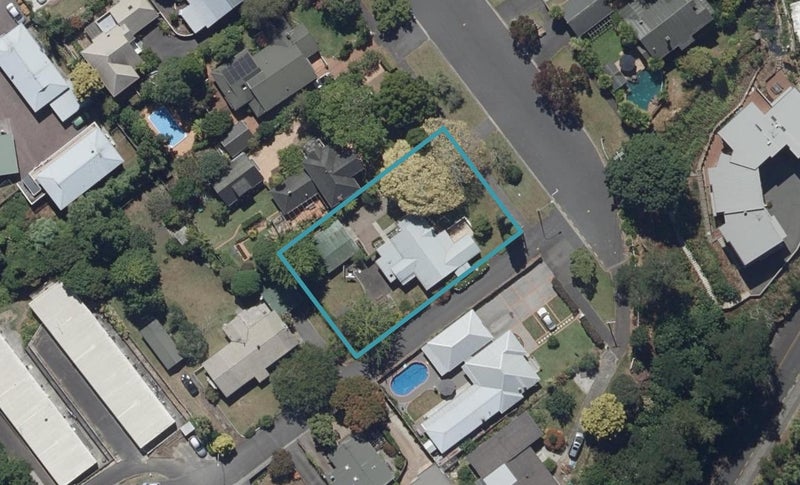 21 Anglesea Street, Hamilton Central, Hamilton - Carousel 1