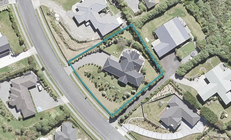 6 Grace Nicholls Grove, Riverstone Terraces, Upper Hutt - Carousel 1